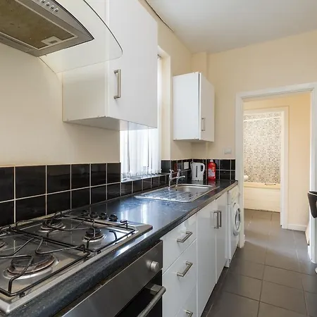 7 Guest house